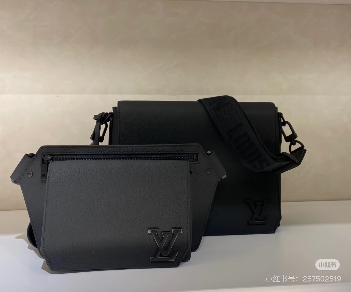 2026124173318718 570